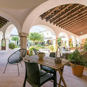 Apartment Cream Loft. Siente Jerez. Parking+wifi+netflix, Jerez de la Frontera